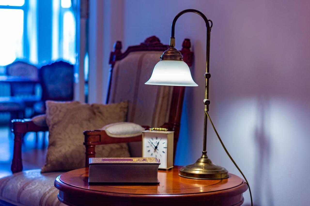 Classic Style Apartment In The Center Of Riga Eksteriør bilde