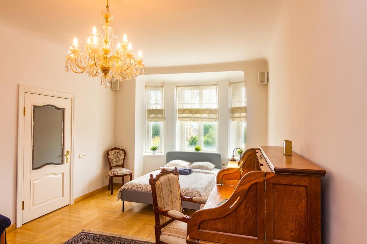 Classic Style Apartment In The Center Of Riga Eksteriør bilde