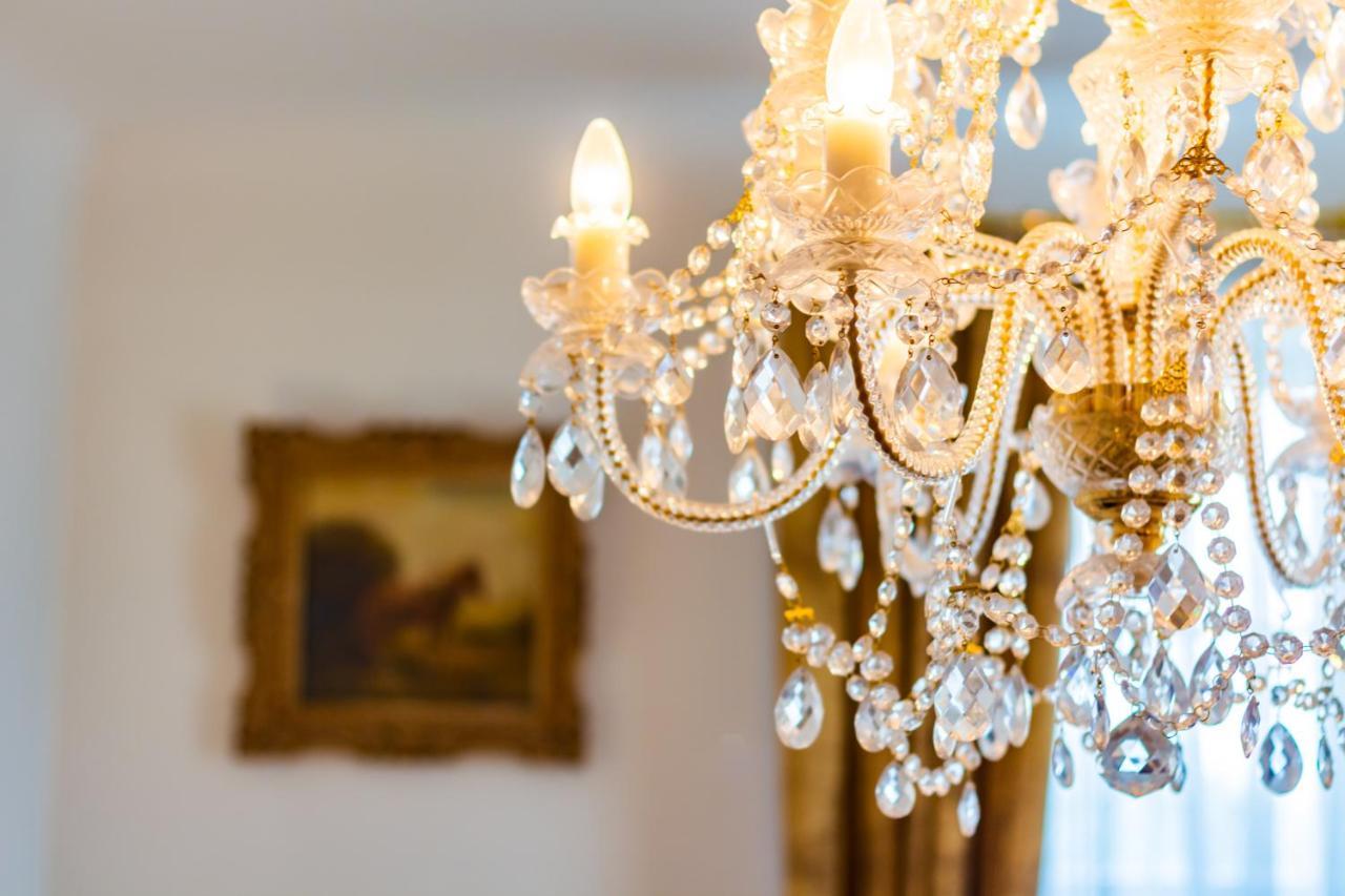 Classic Style Apartment In The Center Of Riga Eksteriør bilde